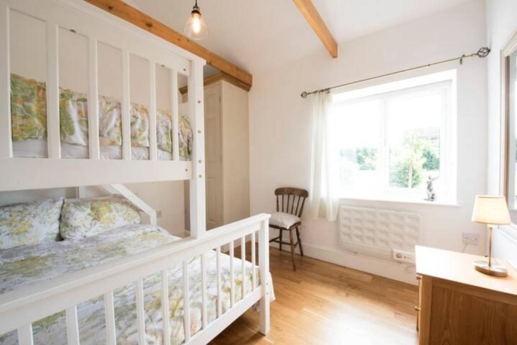 Oak Cottage With Private Log Fired Hot Tub Maidstone Esterno foto
